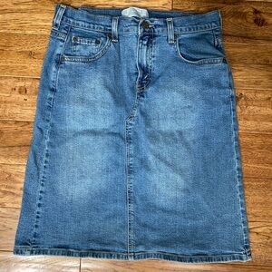 Vintage denim Levi’s skirt